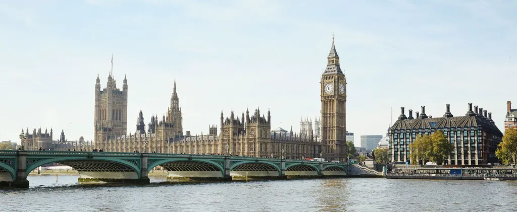 London Landscapes — architecture and landscape photograph in London, UK, frame 5 of 28.